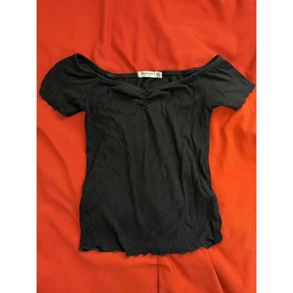 STRADIVARIUS Off-shoulder Knit Top in Black (MEDIUM)